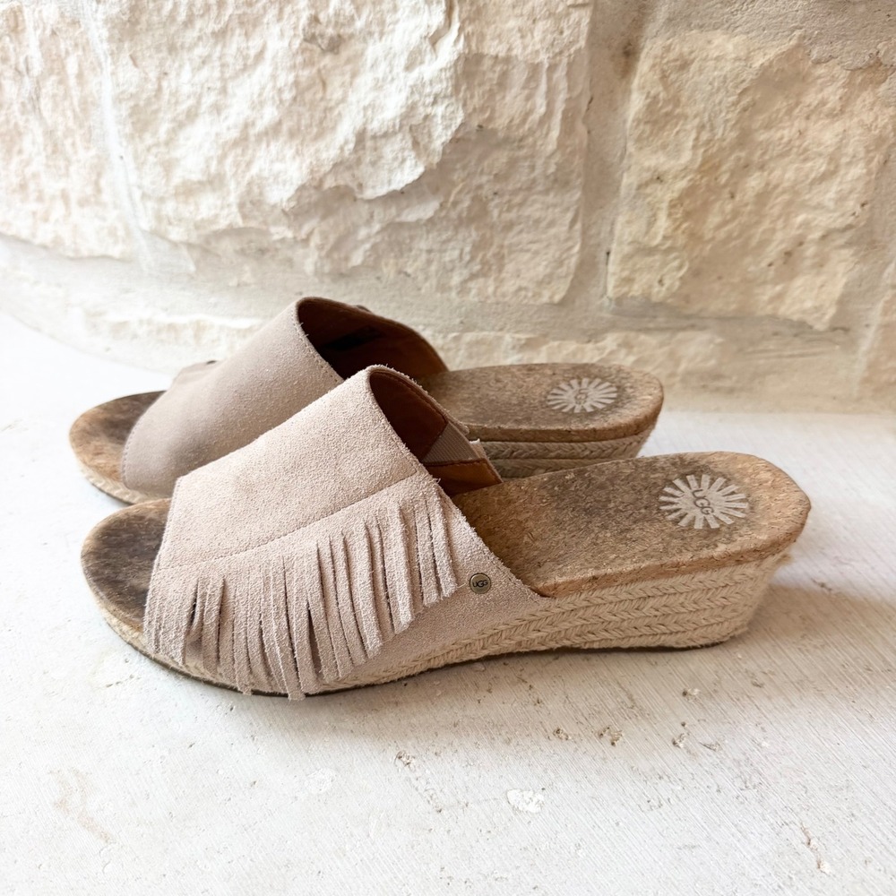 UGG Danes Fringe Suede Espadrille Wedge Slide Sandals Tan Beige Boho Womens 10